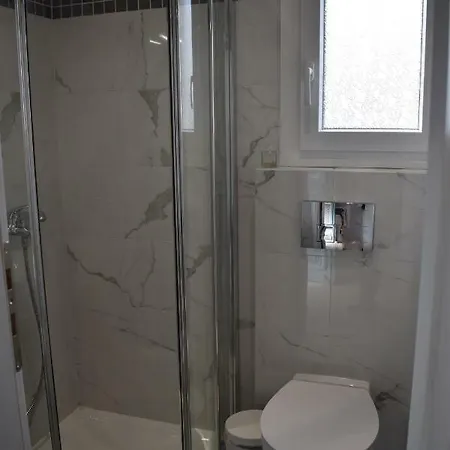 Tsonas Apartman Lijá